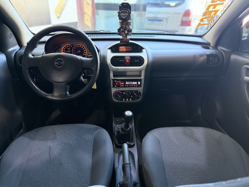 CORSA 1.4 MPFI PREMIUM SEDAN 8V FLEX 4P MANUAL - 2010 - PORTãO