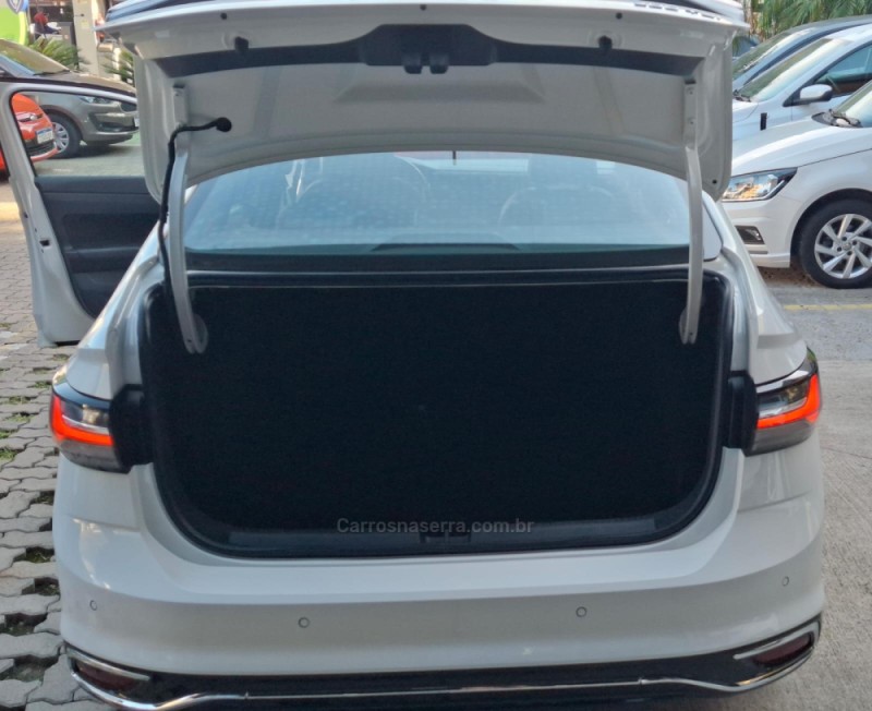 VIRTUS 1.0 200 TSI HIGHLINE AUTOMÁTICO - 2025 - GRAMADO