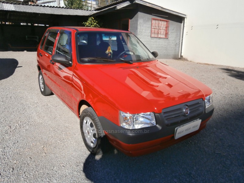 UNO 1.0 MPI MILLE FIRE ECONOMY 8V FLEX 4P MANUAL - 2010 - FARROUPILHA