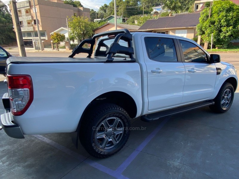 RANGER 2.2 XLS 4X2 CD 16V DIESEL 4P AUTOMÁTICO - 2019 - ARROIO DO MEIO