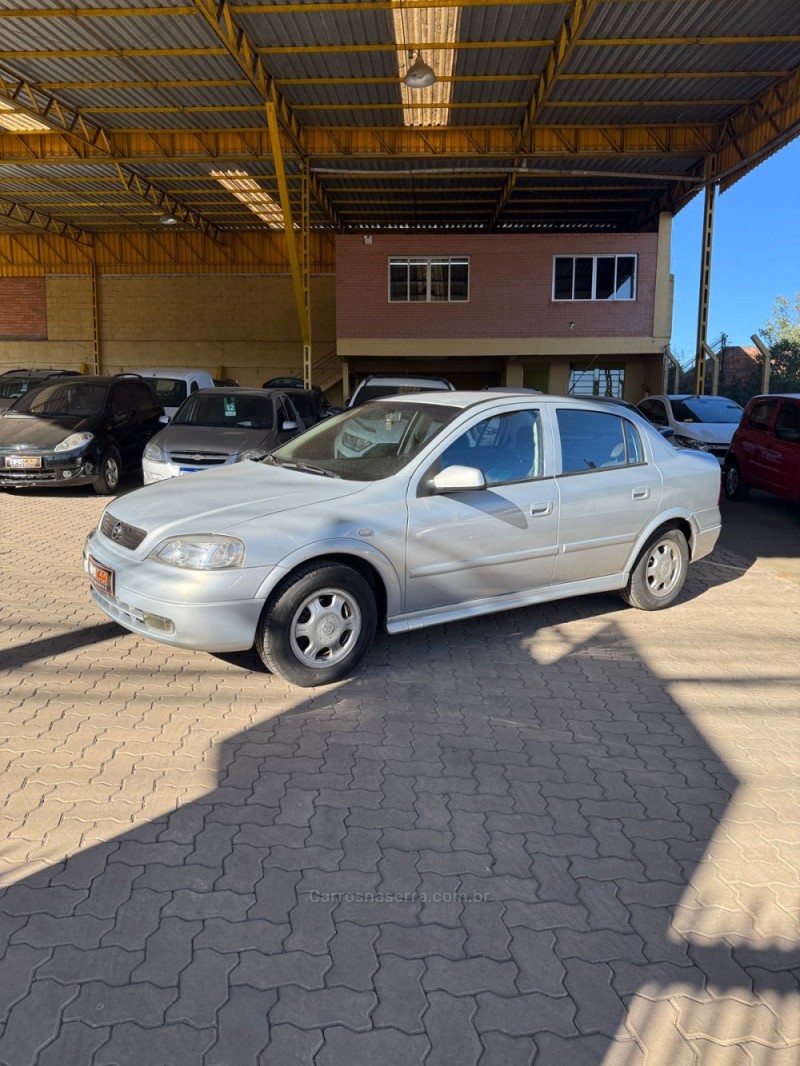 astra 1.8 mpfi millenium ii sedan 8v gasolina 4p manual 2001 caxias do sul