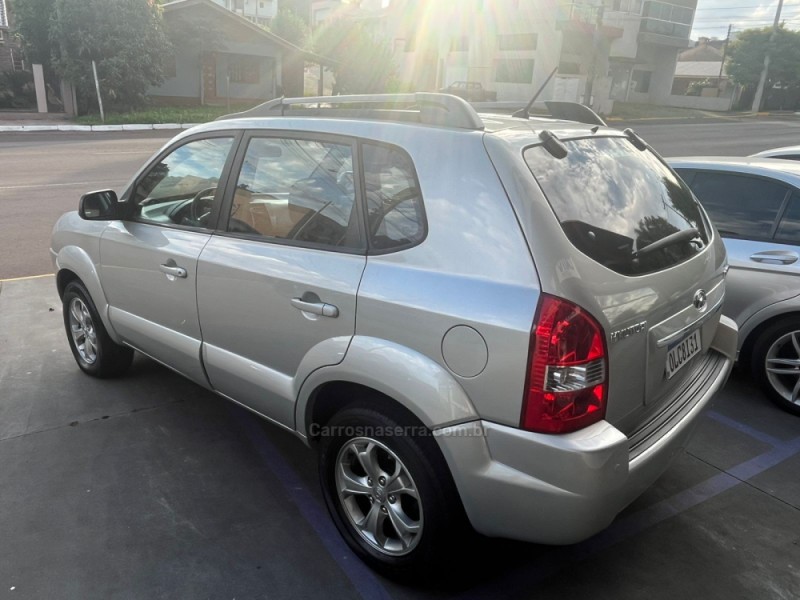 TUCSON 2.0 MPFI GLS 16V 143CV 2WD FLEX 4P AUTOMÁTICO - 2013 - ARROIO DO MEIO