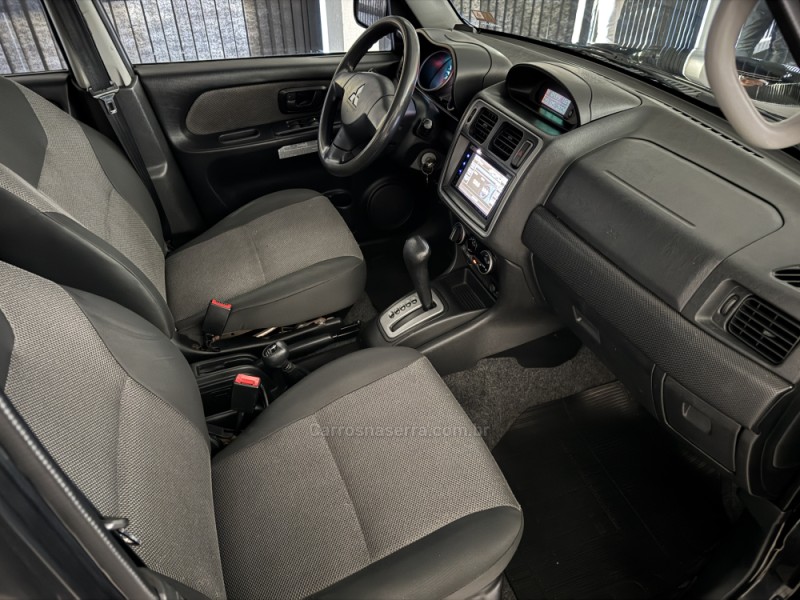 PAJERO TR4 2.0 4X4 16V 140CV FLEX 4P AUTOMÁTICO - 2014 - CAXIAS DO SUL