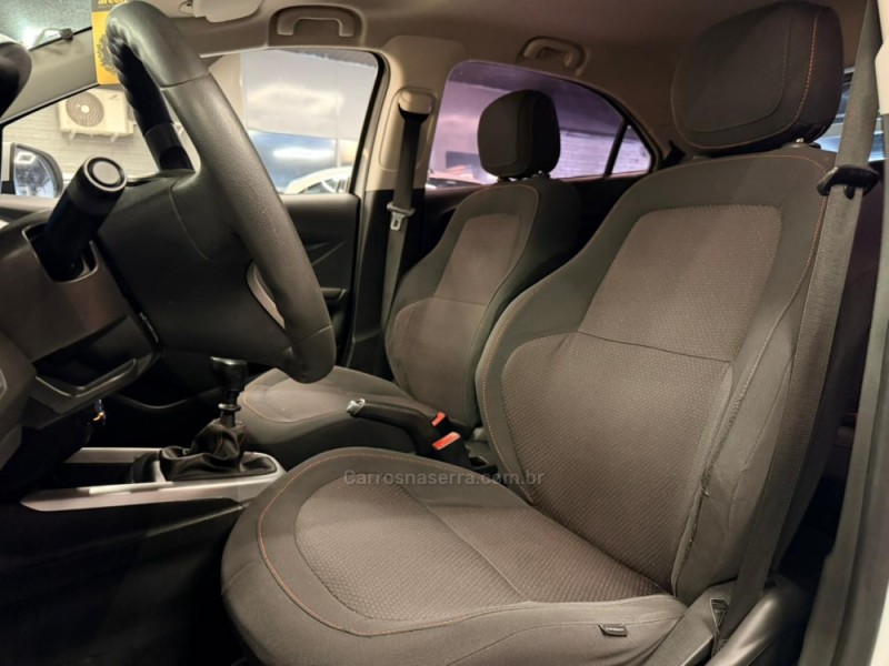 ONIX 1.4 MPFI LTZ 8V FLEX 4P MANUAL - 2016 - ESTâNCIA VELHA