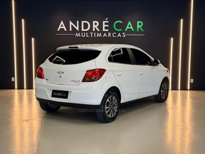 ONIX 1.4 MPFI LTZ 8V FLEX 4P MANUAL - 2016 - ESTâNCIA VELHA