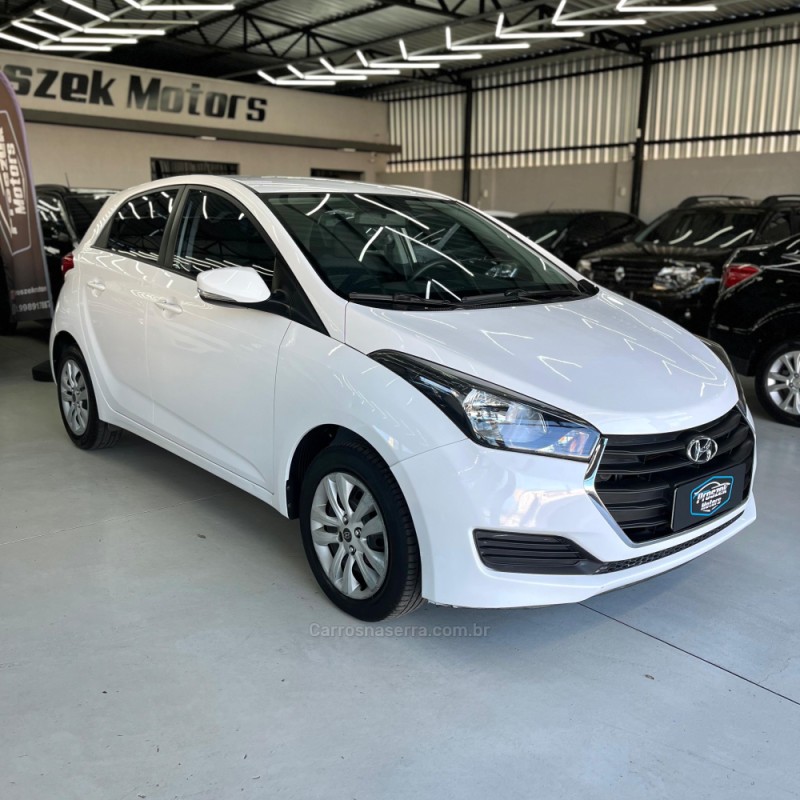 HB20 1.0 COMFORT 12V FLEX 4P MANUAL - 2016 - CANOAS