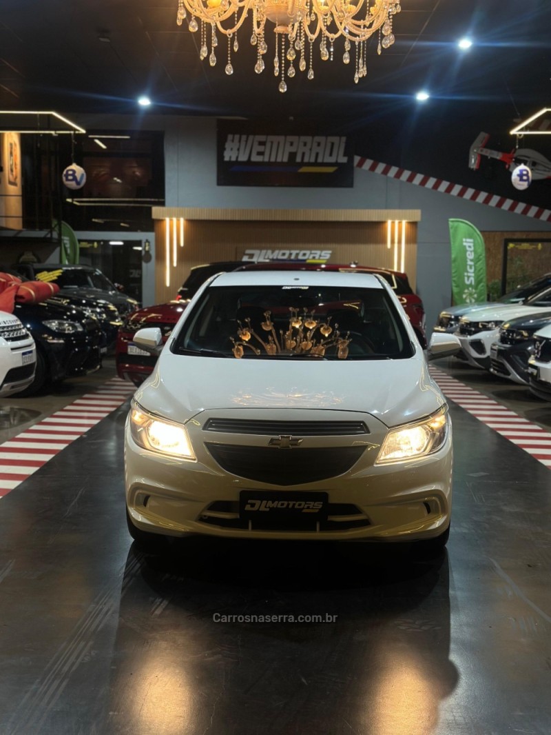 ONIX 1.0 JOY HATCH 8VFLEX 4P MANUAL - 2017 - LAJEADO