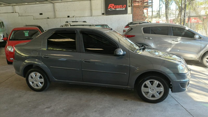 LOGAN 1.6 EXPRESSION 8V FLEX 4P MANUAL - 2013 - CAXIAS DO SUL