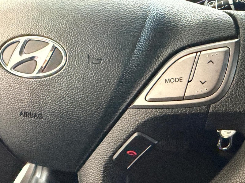 HB20 1.6 COMFORT PLUS 16V FLEX 4P AUTOMÁTICO - 2016 - CAXIAS DO SUL