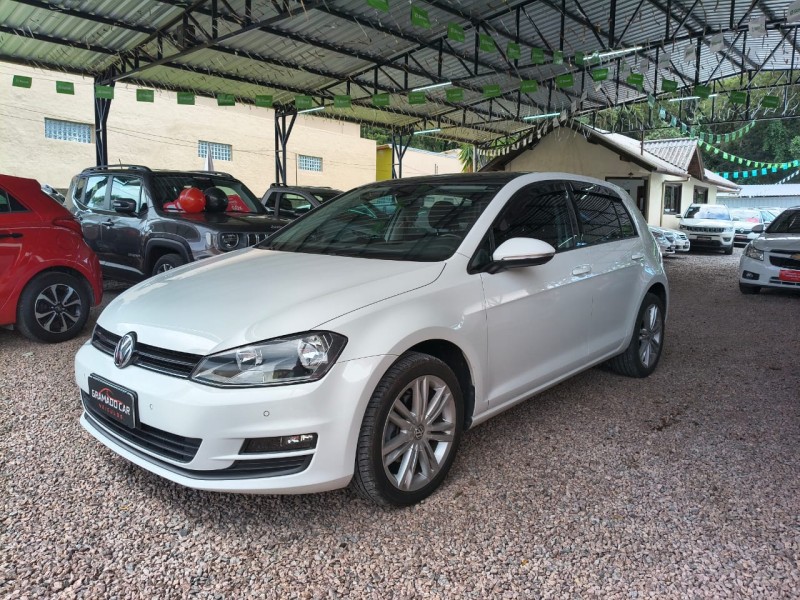GOLF 1.0 TSI COMFORTLINE 12V TOTAL FLEX 4P MANUAL - 2017 - CANELA