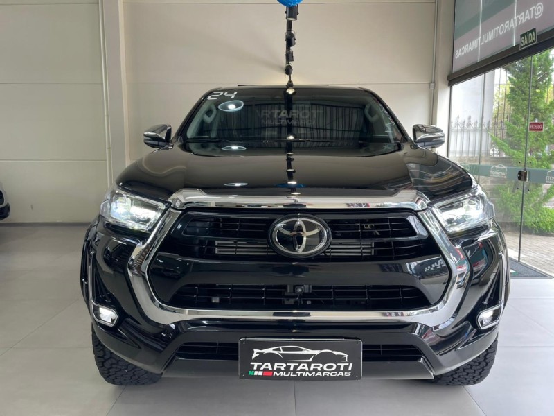 HILUX 2.8 SRX PLUS 4X4 CD TURBO DIESEL 4P AUTOMÁTICO - 2024 - CAXIAS DO SUL