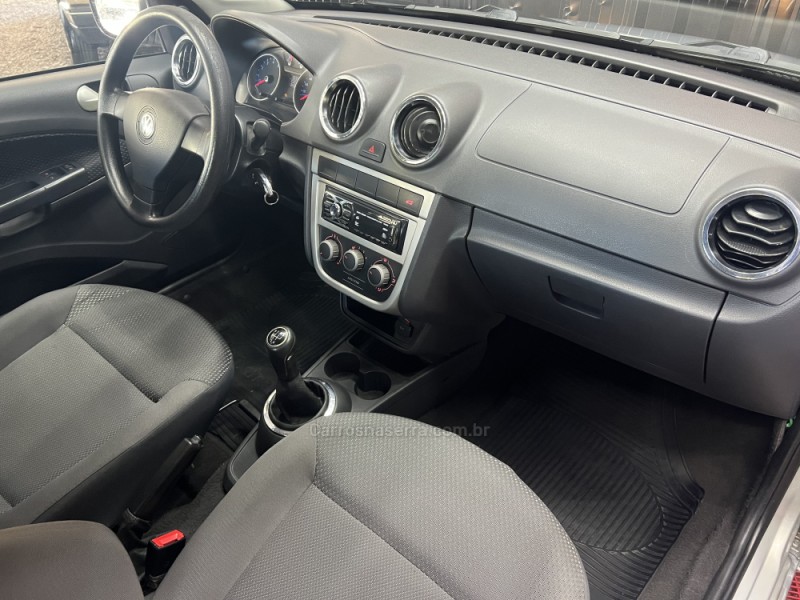 VOYAGE 1.0 MI CITY 8V FLEX 4P MANUAL - 2011 - CAXIAS DO SUL