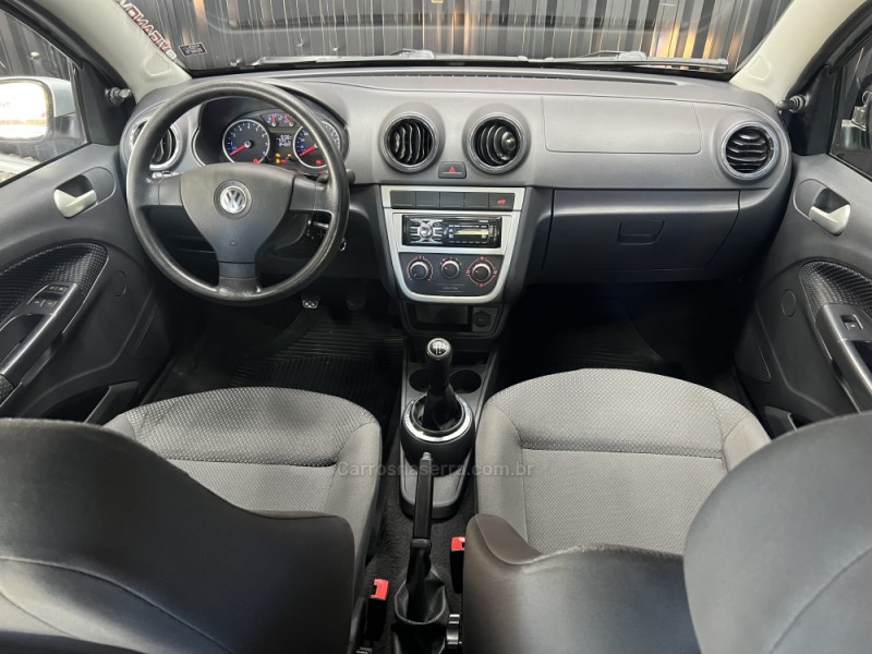 VOYAGE 1.0 MI CITY 8V FLEX 4P MANUAL - 2011 - CAXIAS DO SUL