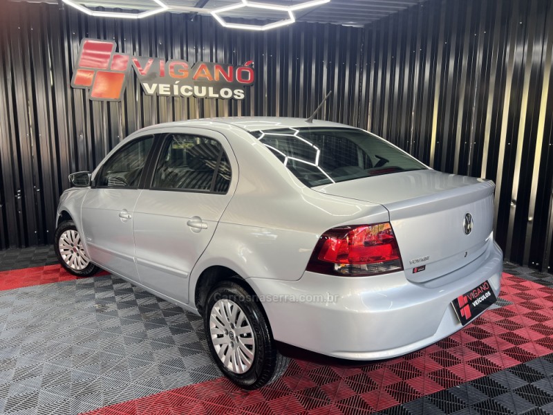 VOYAGE 1.0 MI CITY 8V FLEX 4P MANUAL - 2011 - CAXIAS DO SUL