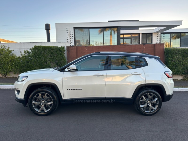 COMPASS 2.0 16V FLEX LIMITED AUTOMÁTICO - 2017 - SãO LEOPOLDO