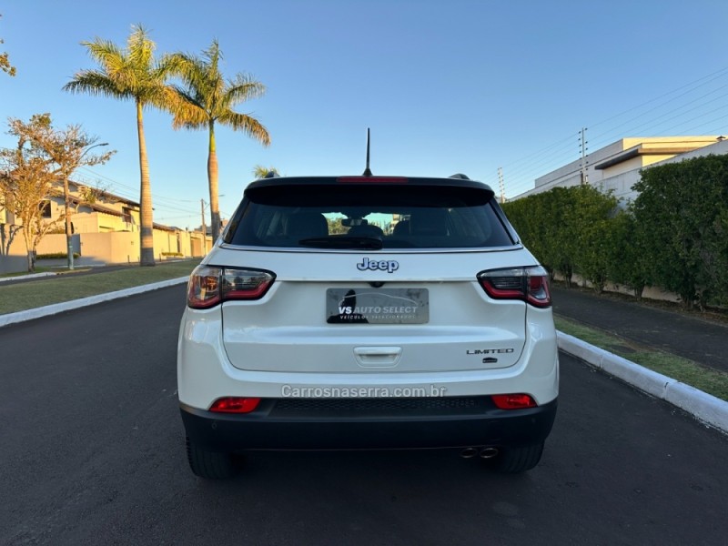 COMPASS 2.0 16V FLEX LIMITED AUTOMÁTICO - 2017 - SãO LEOPOLDO