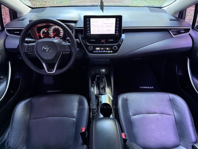 COROLLA 2.0 XEI 16V FLEX 4P AUTOMÁTICO - 2022 - IVOTI