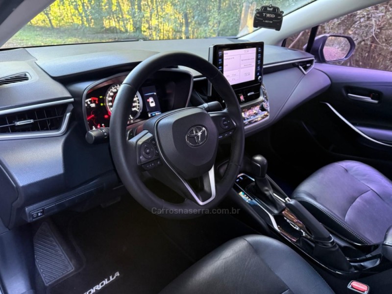 COROLLA 2.0 XEI 16V FLEX 4P AUTOMÁTICO - 2022 - IVOTI