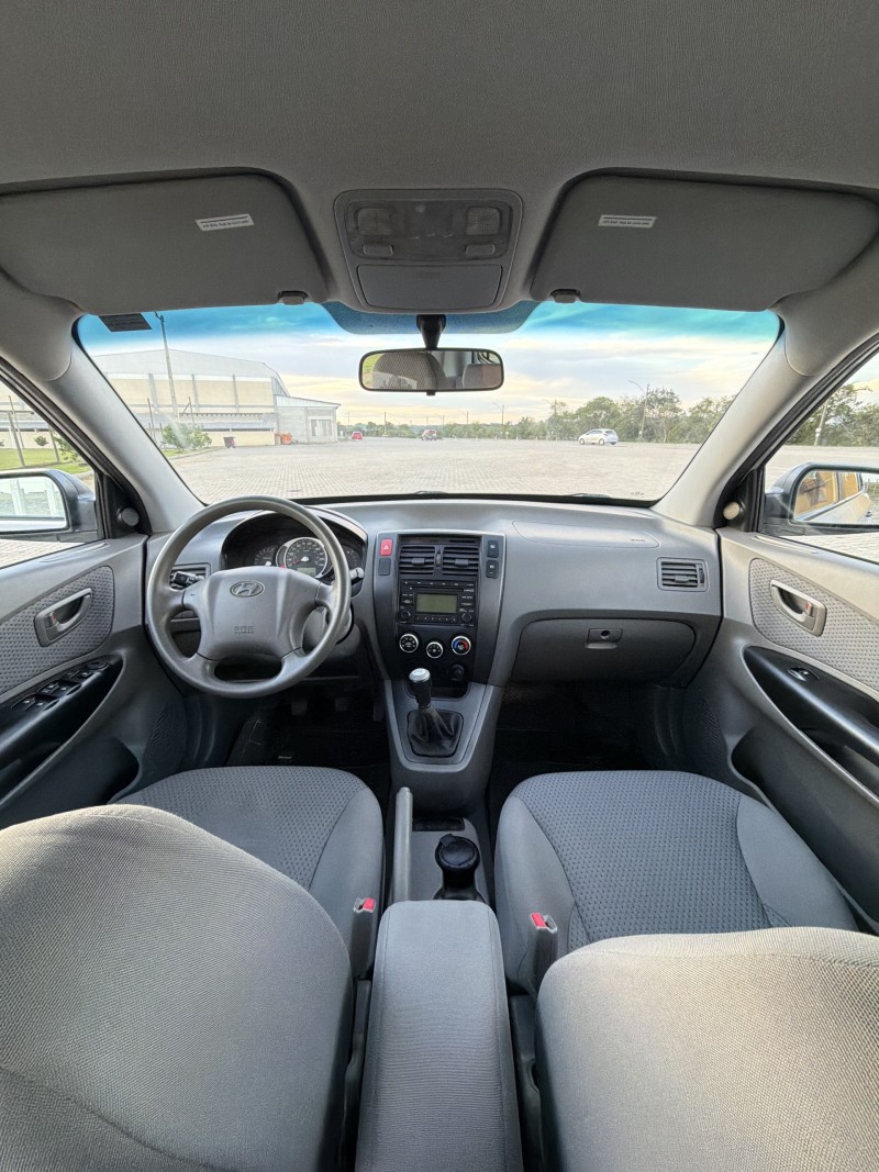 TUCSON 2.0 MPFI GL 16V 142CV 2WD GASOLINA 4P MANUAL - 2010 - ANTôNIO PRADO