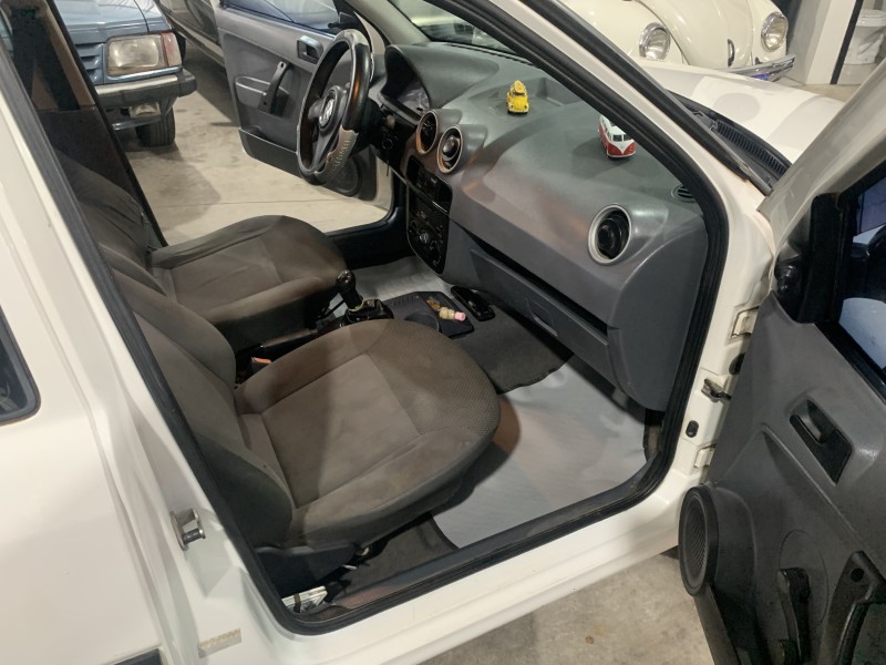 SAVEIRO 1.6 MI CS 8V FLEX 2P MANUAL G.IV - 2009 - CAXIAS DO SUL