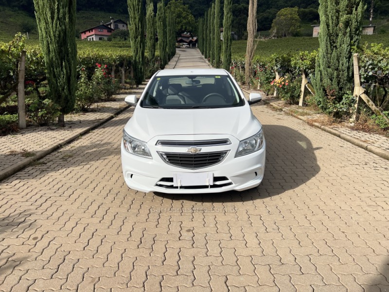 ONIX 1.0 LT 12V FLEX 4P MANUAL - 2015 - CAXIAS DO SUL