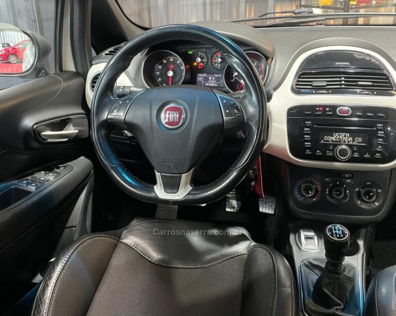 PUNTO 1.4 MPI 16V T-JET GASOLINA 4P MANUAL - 2013 - VACARIA