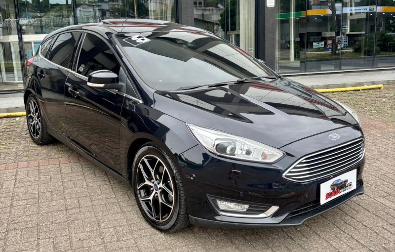 FOCUS 2.0 TITANIUM PLUS HATCH 16V FLEX 4P AUTO - 2016 - CAXIAS DO SUL