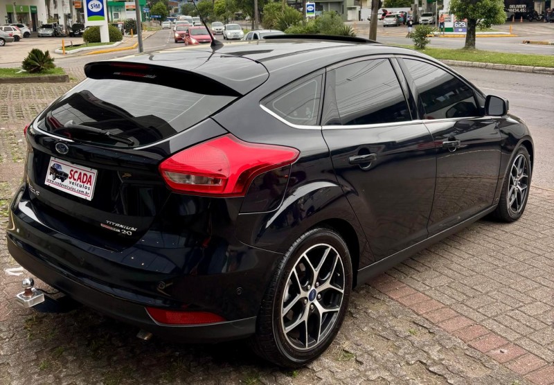 FOCUS 2.0 TITANIUM PLUS HATCH 16V FLEX 4P AUTO - 2016 - CAXIAS DO SUL