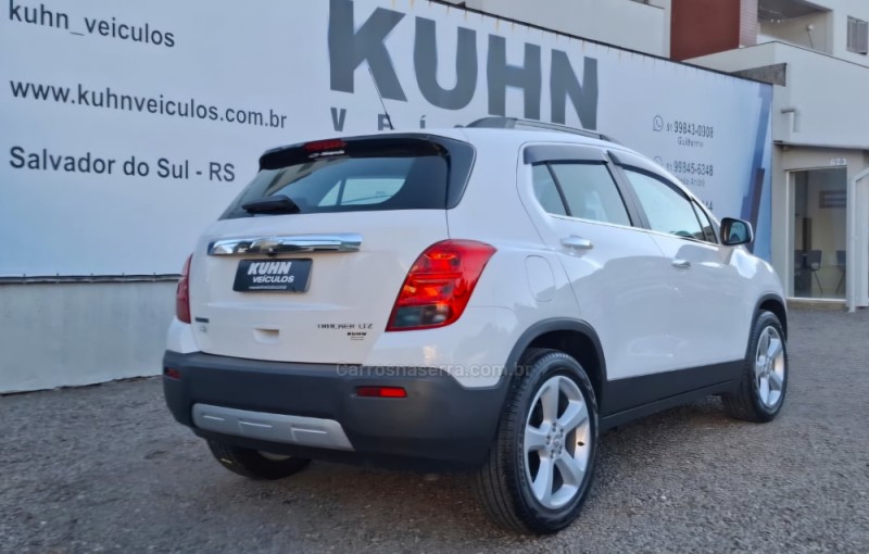 TRACKER 1.8 MPFI LTZ 4X2 16V FLEX 4P AUTOMÁTICO - 2015 - SALVADOR DO SUL