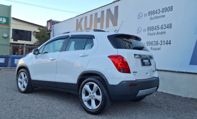 TRACKER 1.8 MPFI LTZ 4X2 16V FLEX 4P AUTOMÁTICO - 2015 - SALVADOR DO SUL