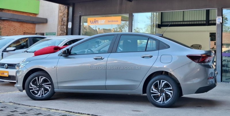 ONIX 1.0 SEDAN PLUS LT 12V FLEX 4P MANUAL - 2024 - GRAMADO