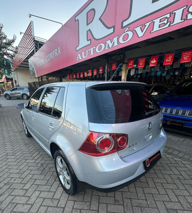 GOLF 1.6 MI SPORTLINE 8V FLEX 4P MANUAL - 2013 - PAROBé