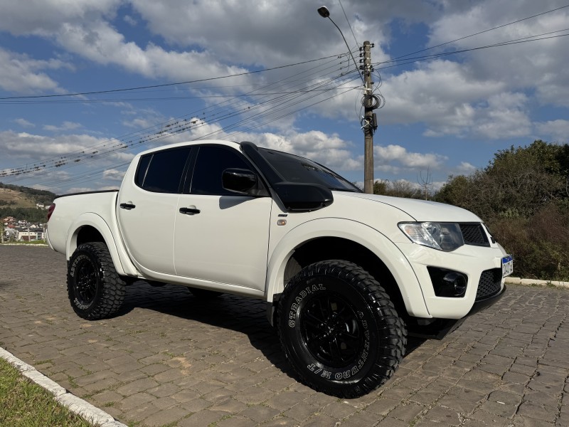 L200 TRITON 3.2 HPE 4X4 CD 16V TURBO INTERCOOLER DIESEL 4P MANUAL - 2012 - ANTôNIO PRADO