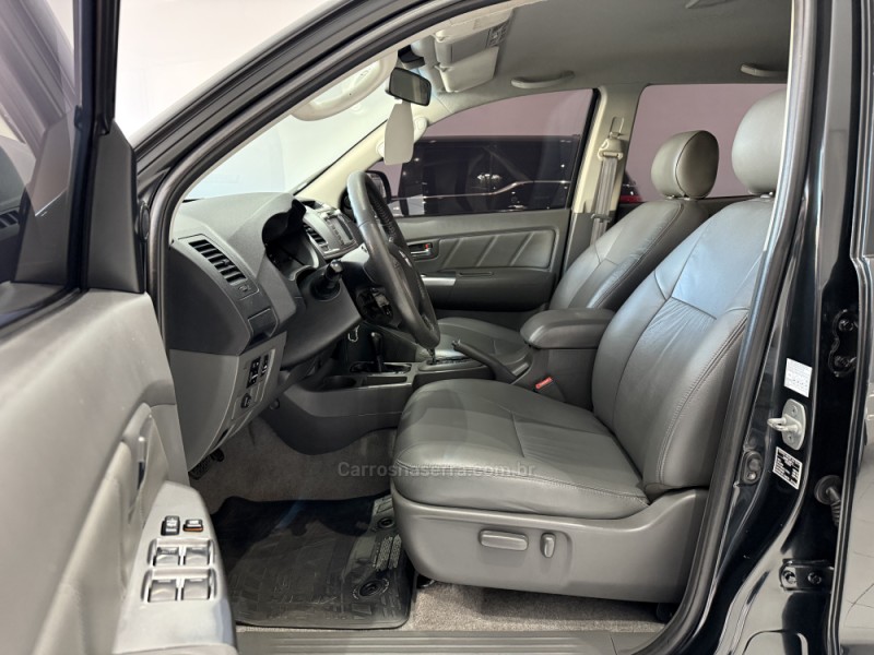 HILUX 3.0 SRV TOP 4X4 CD 16V TURBO INTERCOOLER DIESEL 4P AUTOMÁTICO - 2014 - ERECHIM