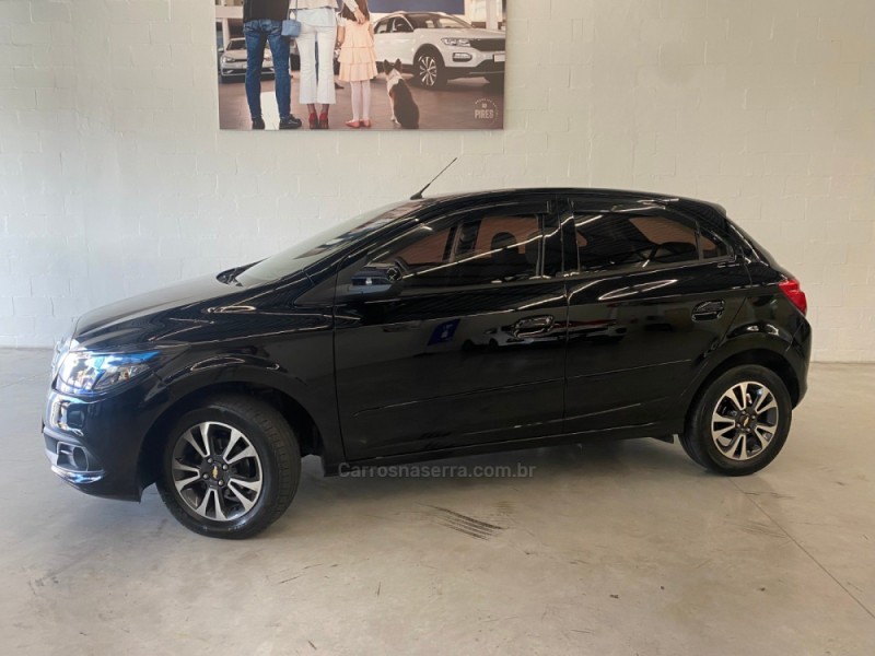 ONIX 1.4 MPFI LTZ 8V FLEX 4P MANUAL - 2016 - CAXIAS DO SUL