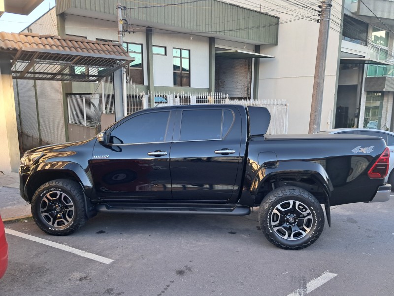 HILUX 2.8 SRX PLUS 4X4 CD TURBO DIESEL 4P AUTOMÁTICO - 2024 - FLORES DA CUNHA