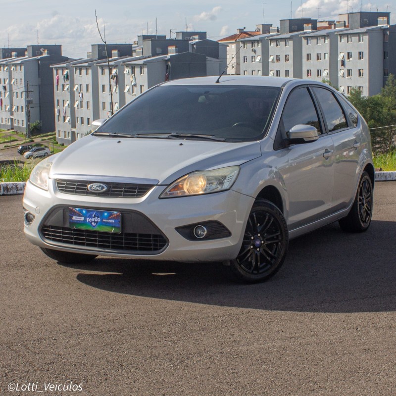 FOCUS 1.6 SE 16V FLEX 4P MANUAL - 2013 - FARROUPILHA