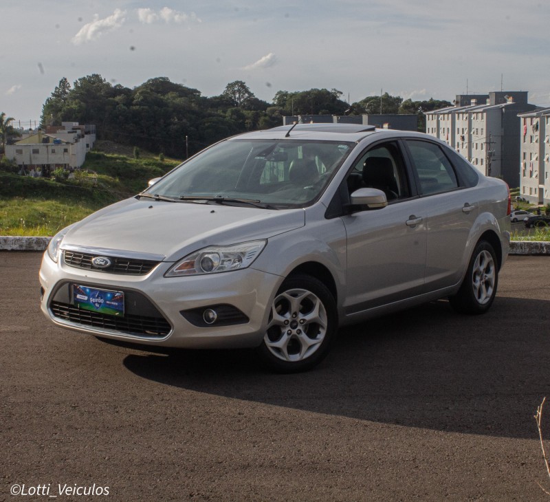 FOCUS 2.0 TITANIUM 16V FLEX 4P AUTOMÁTICO - 2012 - FARROUPILHA