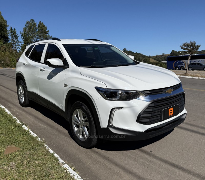 tracker 1.0 12v turbo flex 4p automatico 2023 nova araca