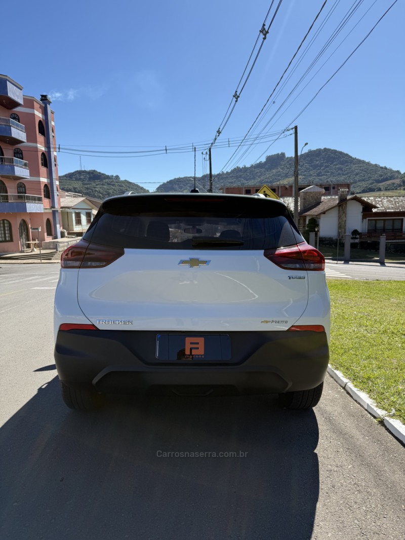 TRACKER 1.0 12V TURBO FLEX 4P AUTOMÁTICO - 2023 - NOVA ARAçá