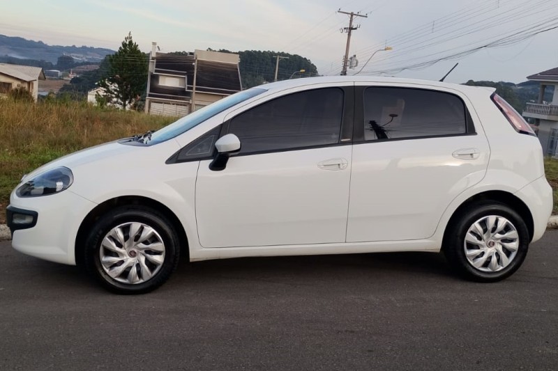 punto 1.4 attractive 8v flex 4p manual 2014 flores da cunha