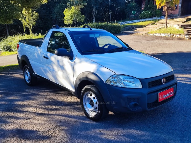 strada 1.4 mpi working cs 8v flex 2p manual 2014 farroupilha