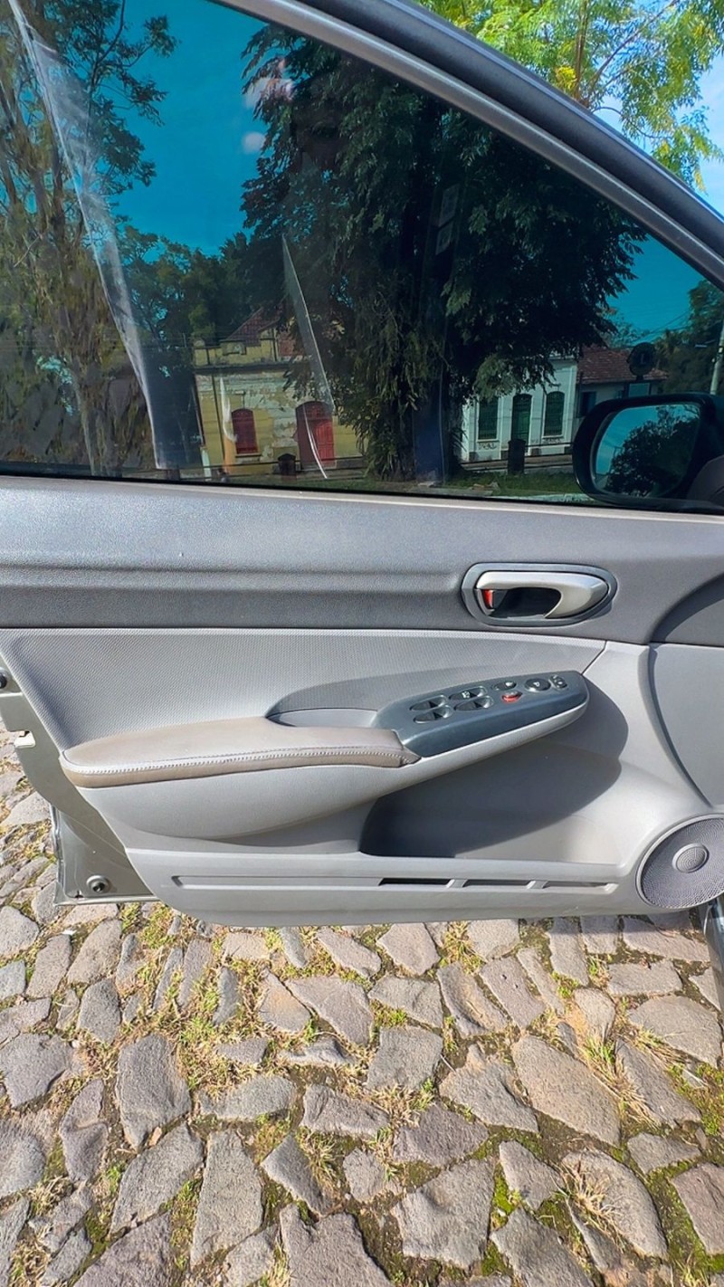 CIVIC 1.8 LXS 16V FLEX 4P AUTOMÁTICO - 2009 - SãO SEBASTIãO DO CAí