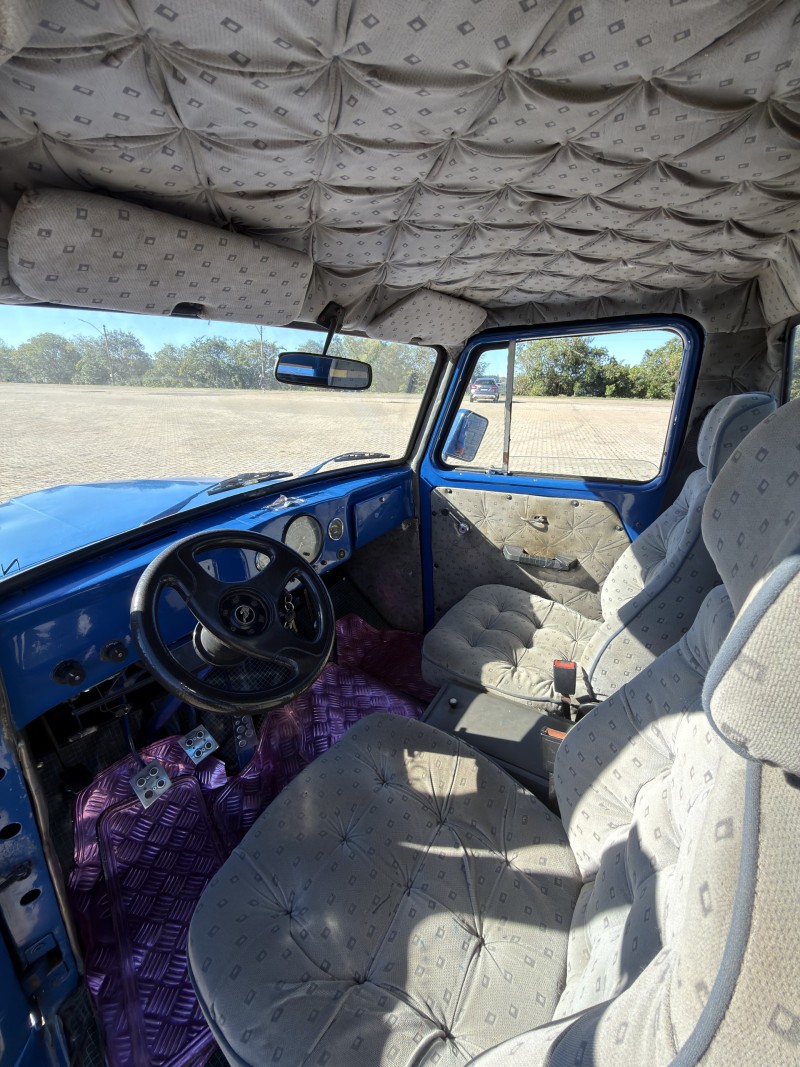 F-75 2.6 12V 4X2 GASOLINA 2P MANUAL - 1964 - ANTôNIO PRADO
