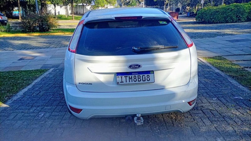 FOCUS 1.6 S 16V FLEX 4P MANUAL - 2013 - FARROUPILHA