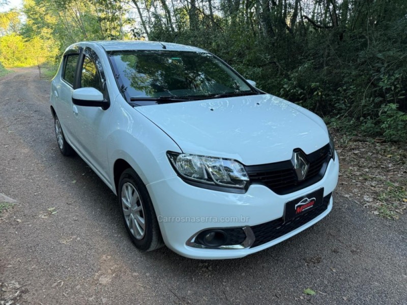 SANDERO 1.0 EXPRESSION 16V FLEX 4P MANUAL - 2016 - IVOTI