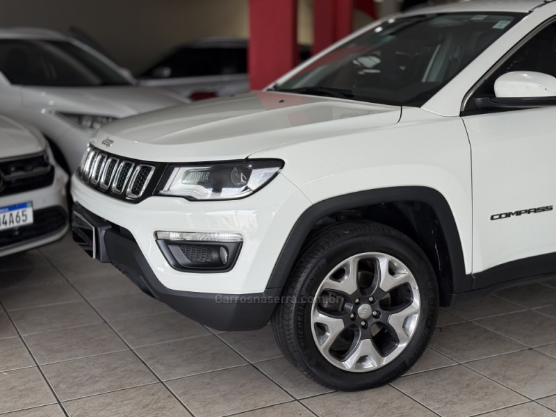 COMPASS 2.0 16V DIESEL LONGITUDE 4X4 AUTOMÁTICO - 2018 - GUAPORé