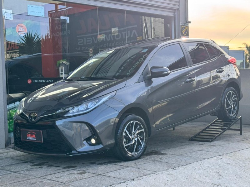 yaris 1.5 xls connect 16v flex 4p automatico 2023 caxias do sul