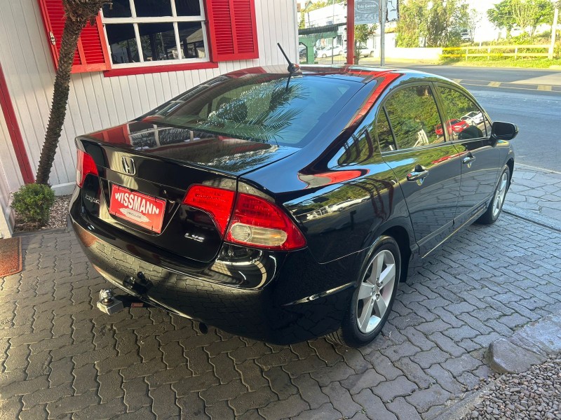 CIVIC 1.8 LXS 16V FLEX 4P MANUAL - 2007 - TRêS COROAS