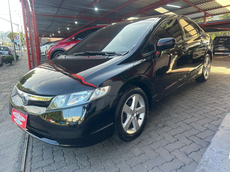 CIVIC 1.8 LXS 16V FLEX 4P MANUAL - 2007 - TRêS COROAS